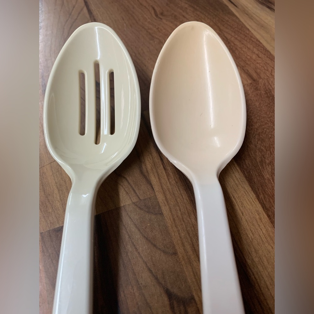 Vintage Tailor Made Nylon Almond Utensils 11.5" Slotted Spoon & Spoon Lot 2 USA - Picture 2 of 8